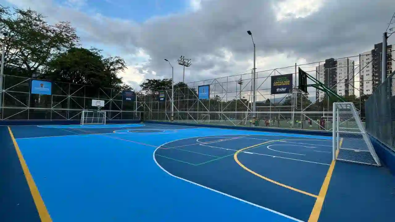 Santa Lucía estrena canchas renovadas y más espacios para el deporte