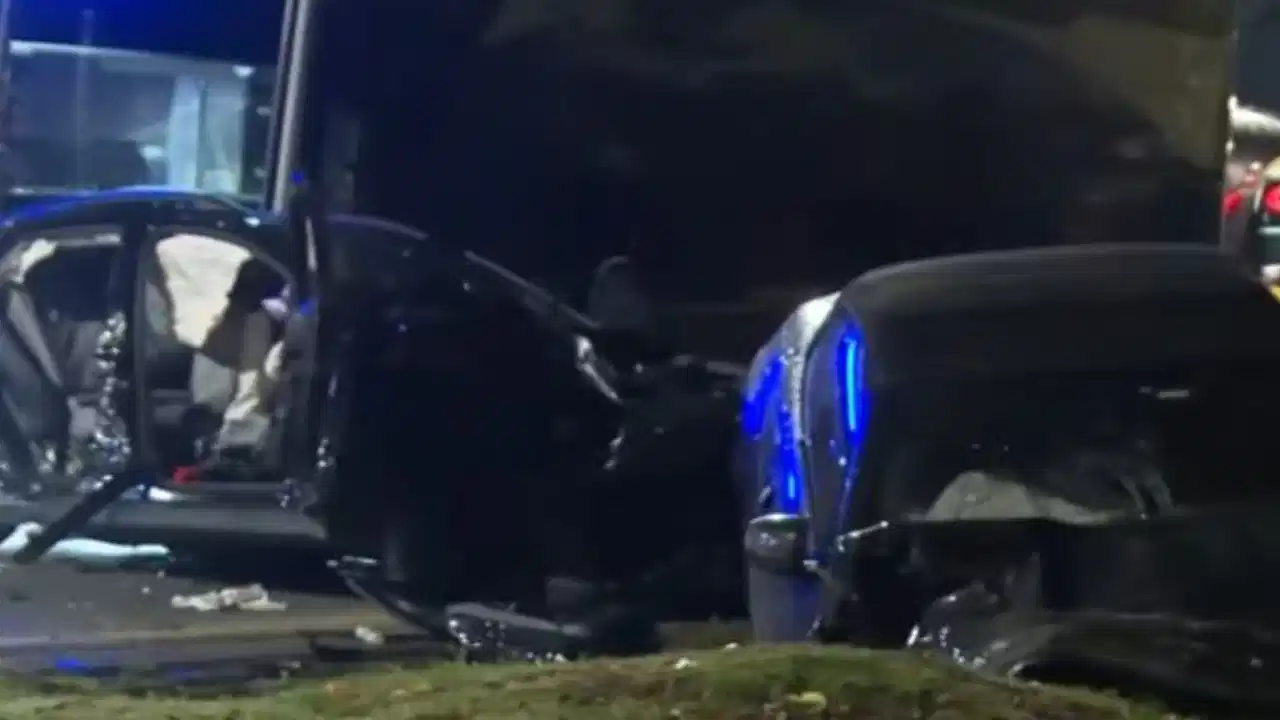 El lujoso auto que invadió carril y provocó la muerte de dos mujeres en Bogotá