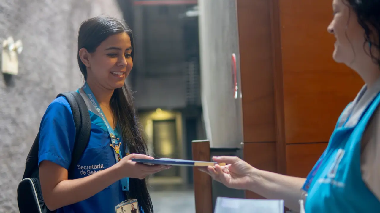 Tejiendo Hogares capacita a 600 profesionales en prevención de violencia sexual