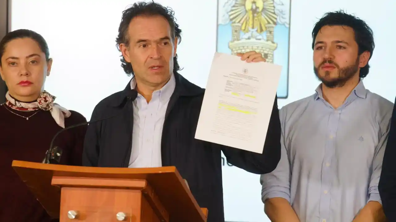 Tribunal declara desacato contra ministros: fallo contra el gobierno Petro por la crisis de salud en Medellín