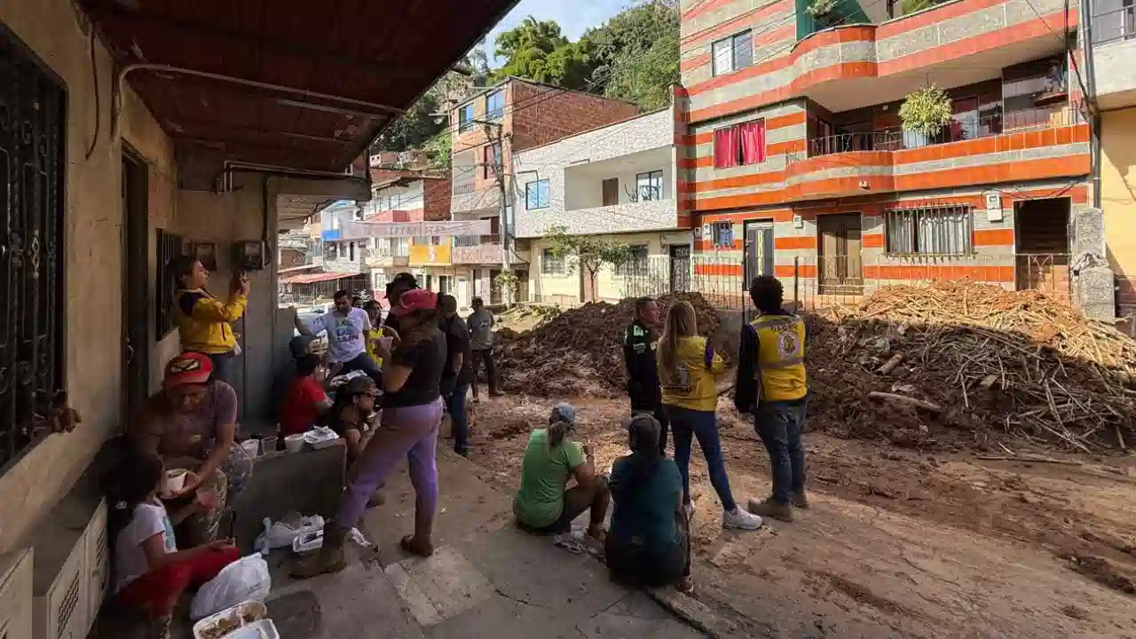deslizamiento en el barrio Las Estancias