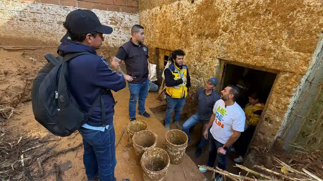 deslizamiento en el barrio Las Estancias