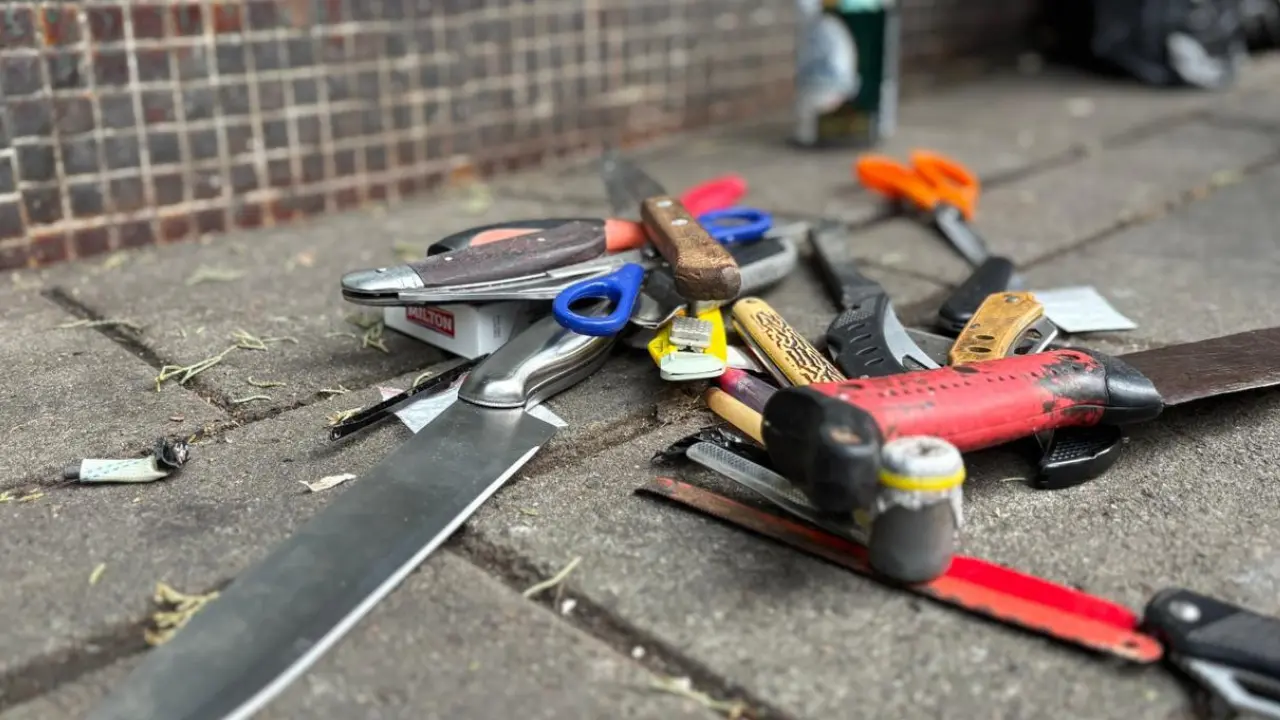 ¡Limpieza en el viaducto del metro! Cayeron 13 delincuentes tras megaoperativo en el centro de Medellín