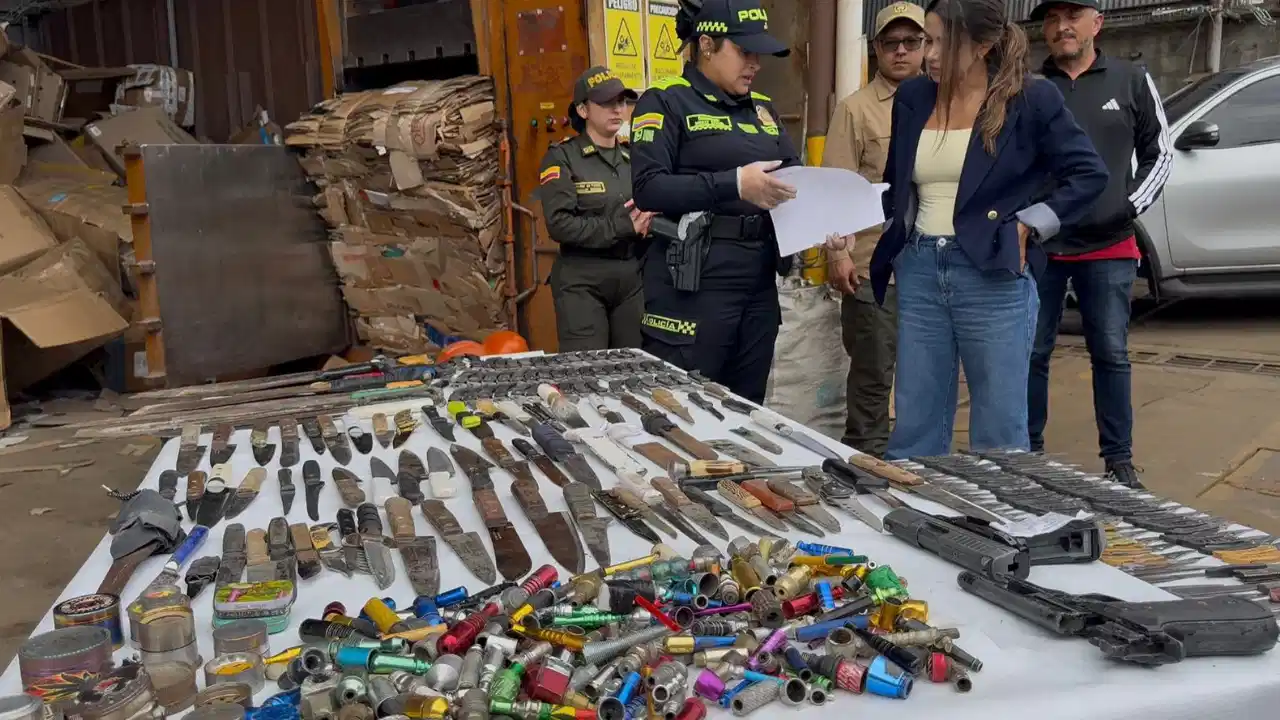 Rionegro destruye más de 400 armas que estaban rodando por calles