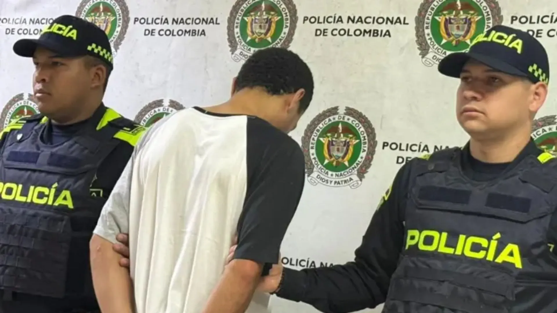 ¡Cayó en Barbosa! Capturan a hombre que atacó a su pareja con agentes químicos