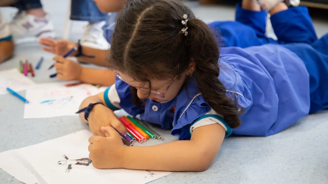 Niños de Medellín crean el Festival Buen Comienzo 2026 con su imaginación
