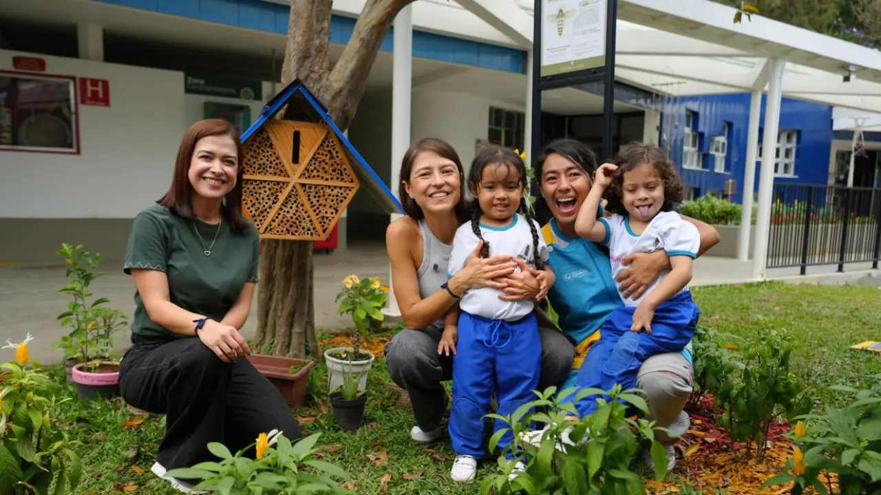 Niños de Medellín crean el Festival Buen Comienzo 2026 con su imaginación
