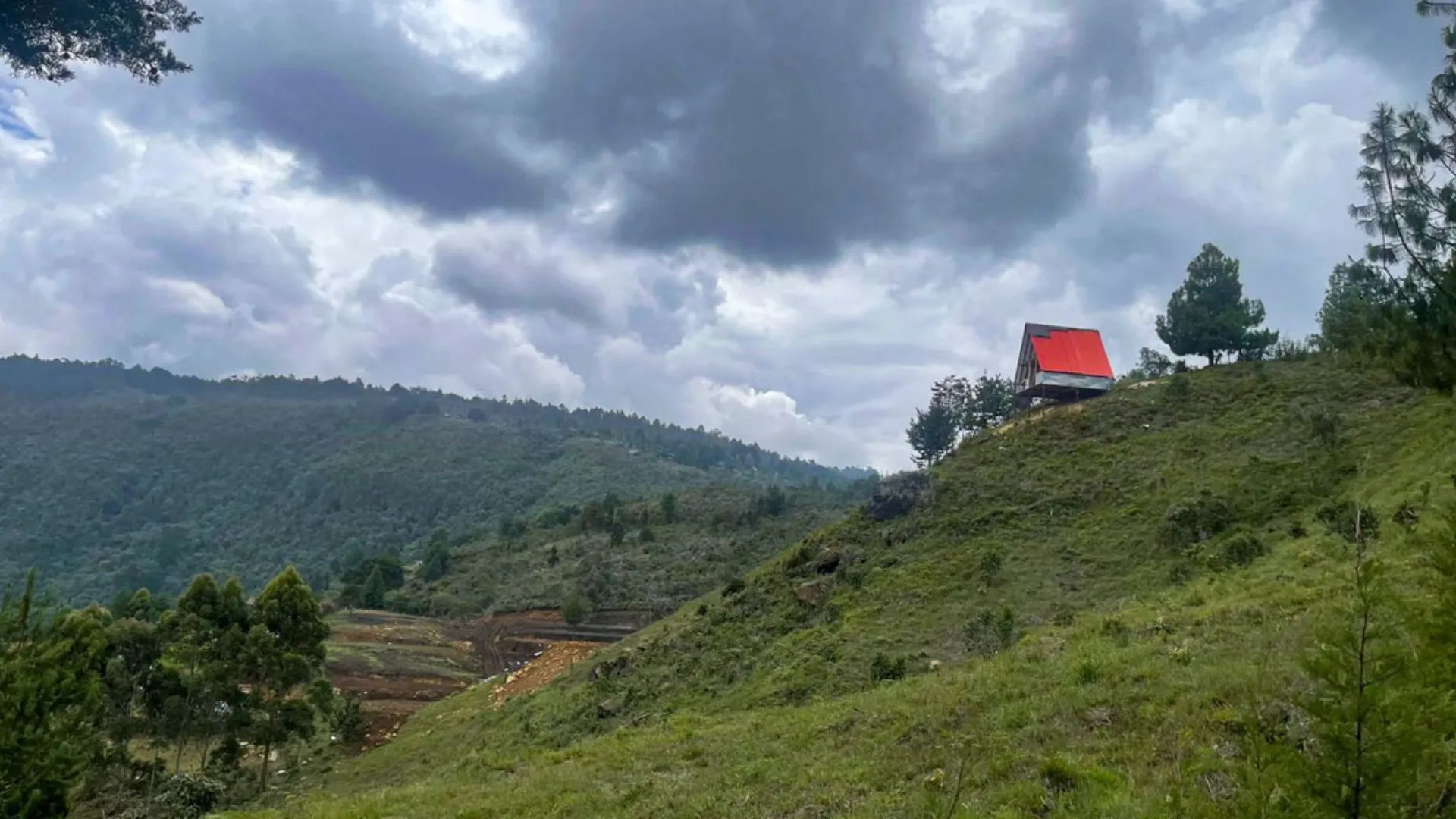 ¡Le salió caro el capricho! Glamping sin licencia en Santa Elena será demolido y multado con 200 salarios