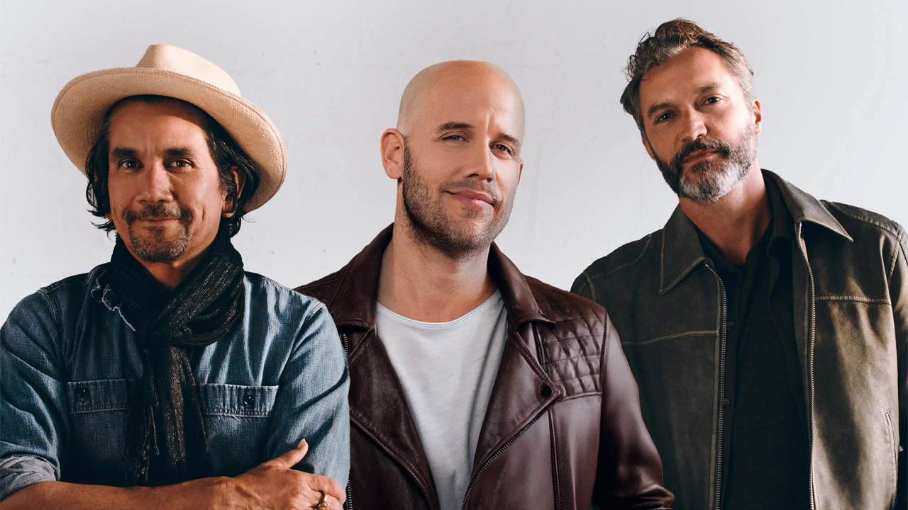 Viejo cobra nueva vida Bacilos y Gian Marco se unen en una colaboración cargada de nostalgia y madurez