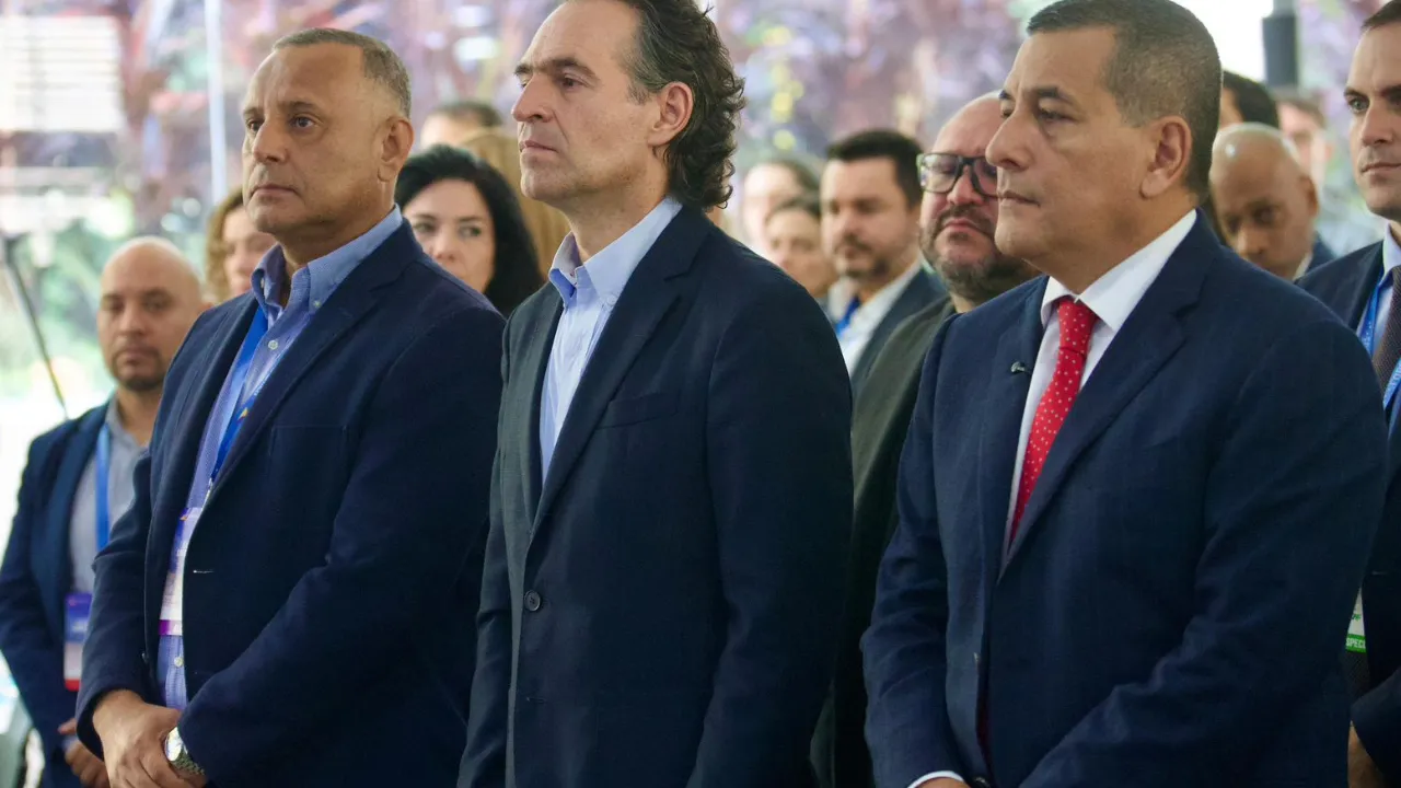 alcaldes de Colombia tras dos días de cumbre en Asocapitales