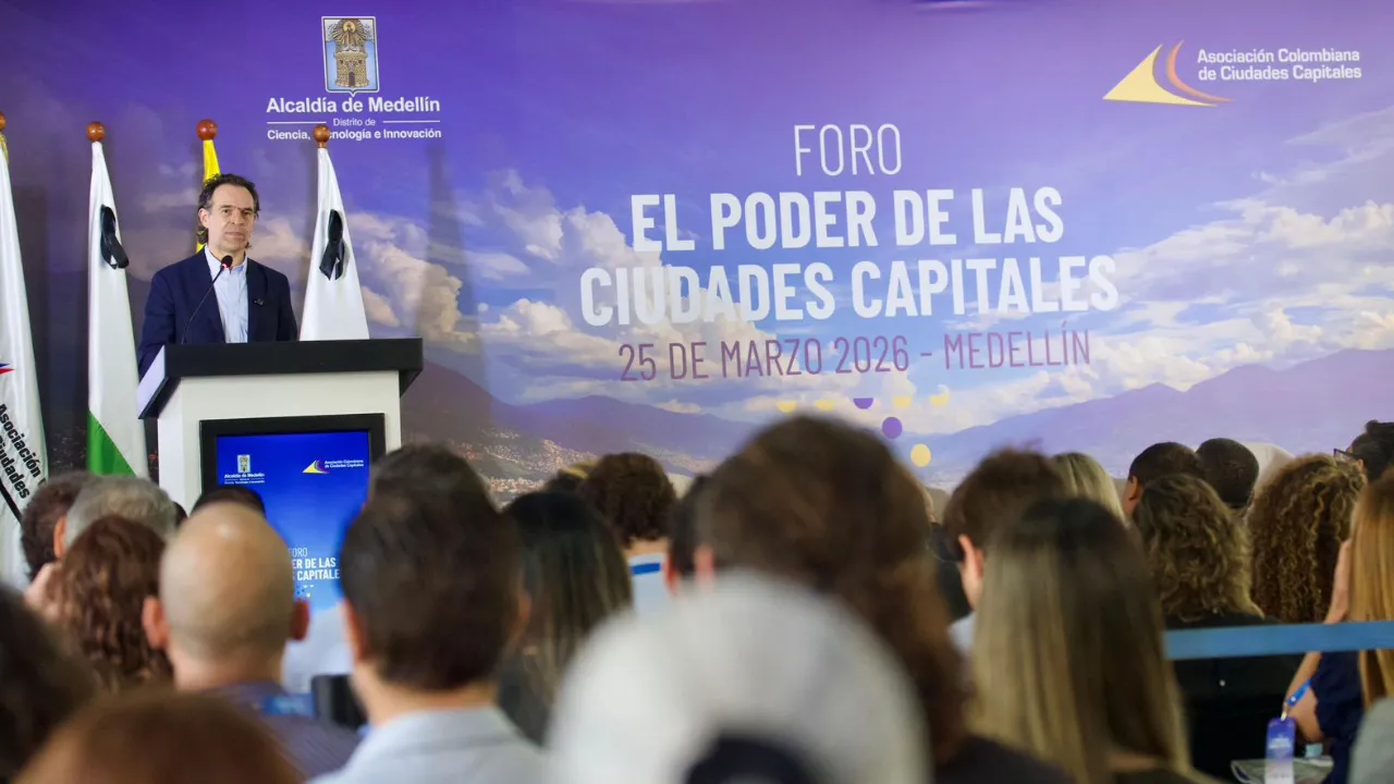 alcaldes de Colombia tras dos días de cumbre en Asocapitales