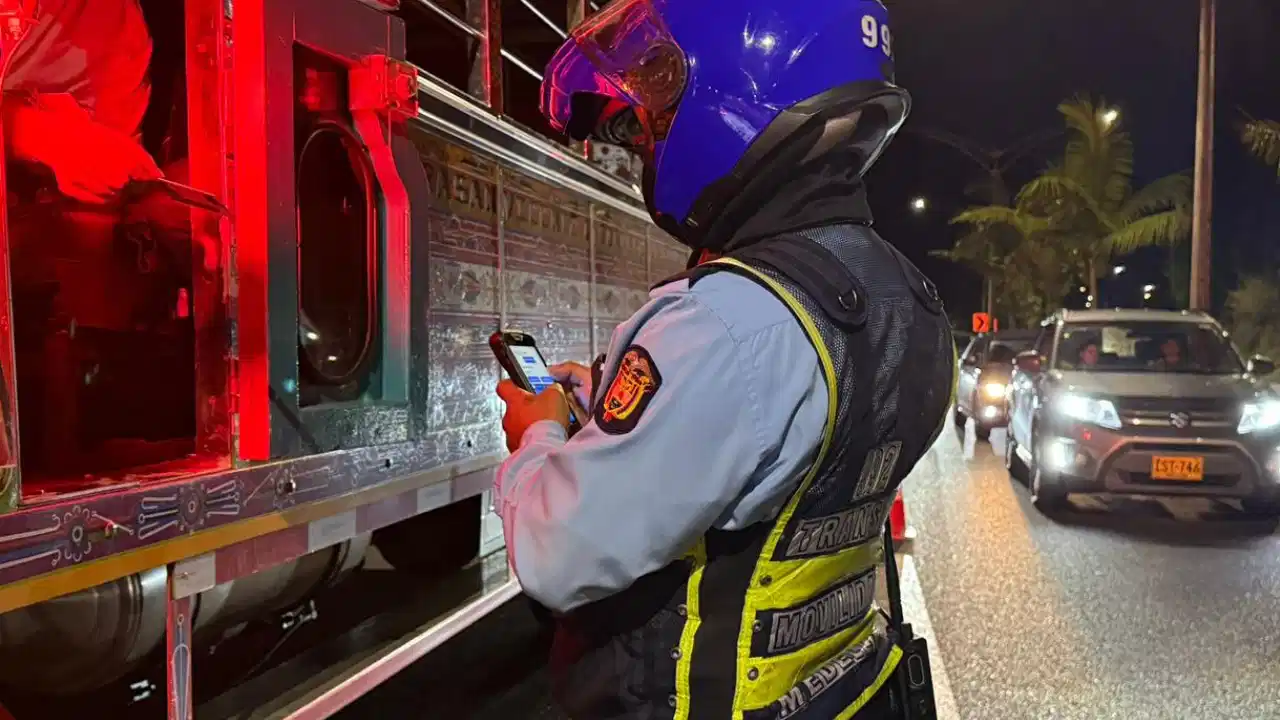 Apretón a las chivas rumberas en Medellín: van 130 operativos