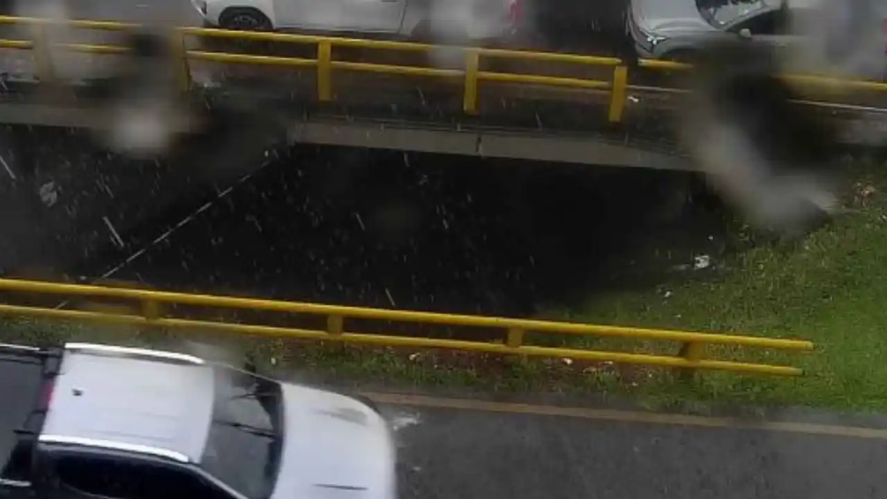 ¡Diluvio sobre el Valle de Aburrá! Fuerte tormenta azota Medellín y municipios vecinos