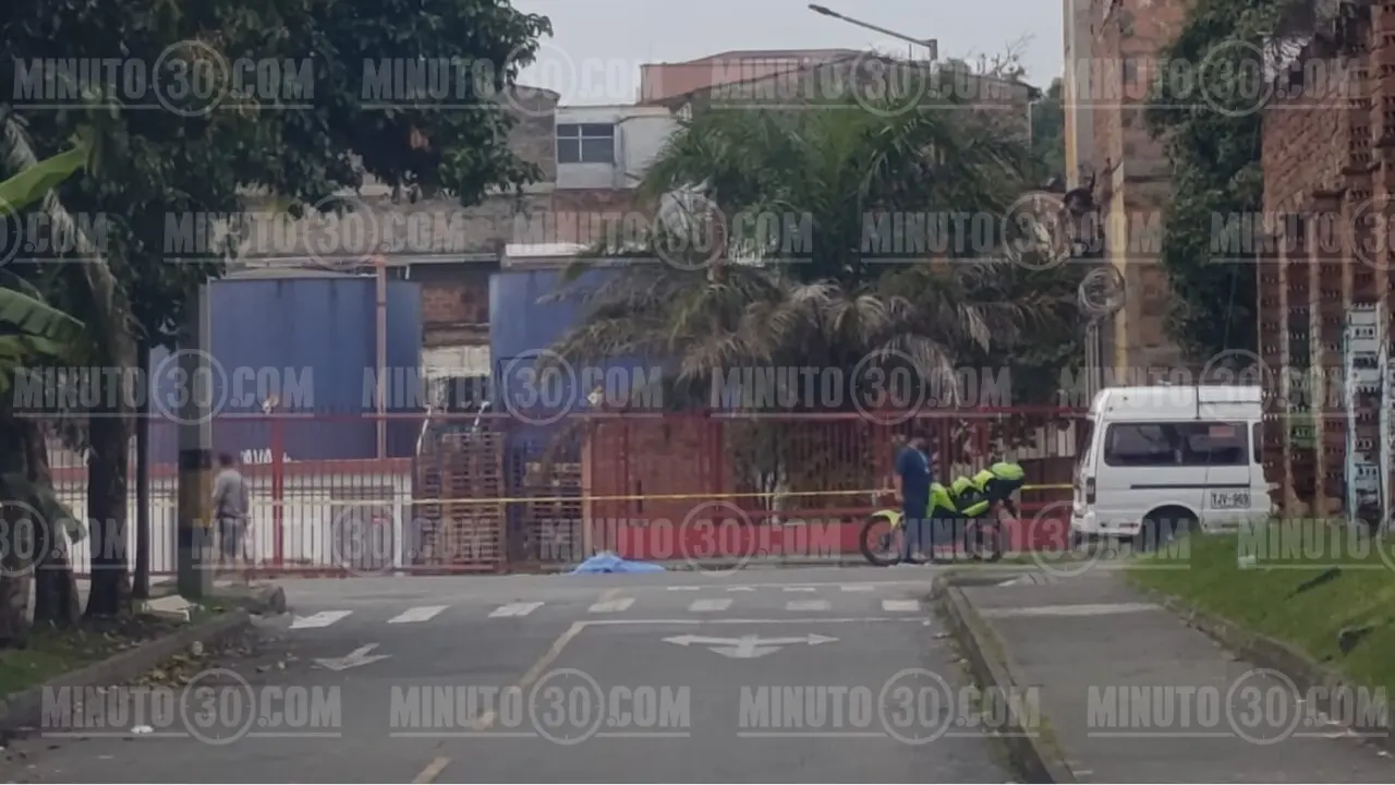 El hombre fue hallado en un charco de sangre en la calle 45 con carrera 68.