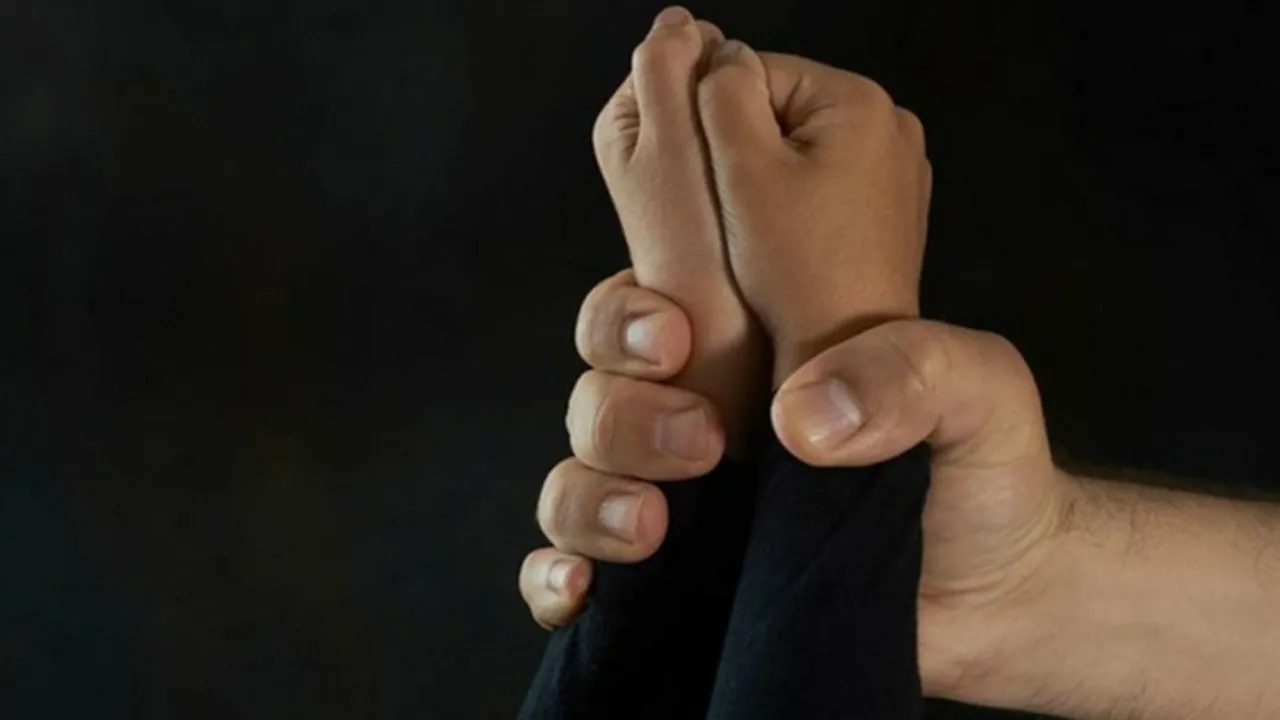 ¡Infierno en la casa! Abuela quemó con agua hirviendo a su nieto de 4 años en Cartagena