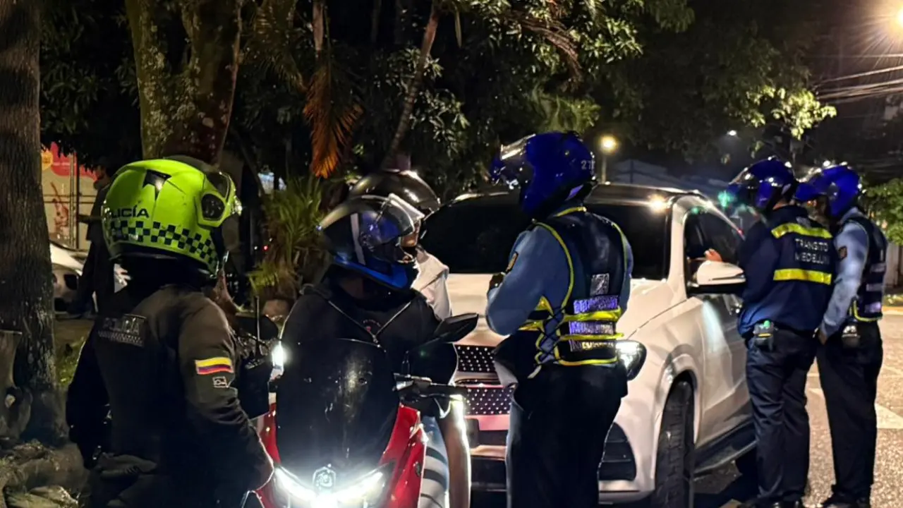 Operativo contra piques ilegales en Medellín deja 58 comparendos y 28 motos inmovilizadas