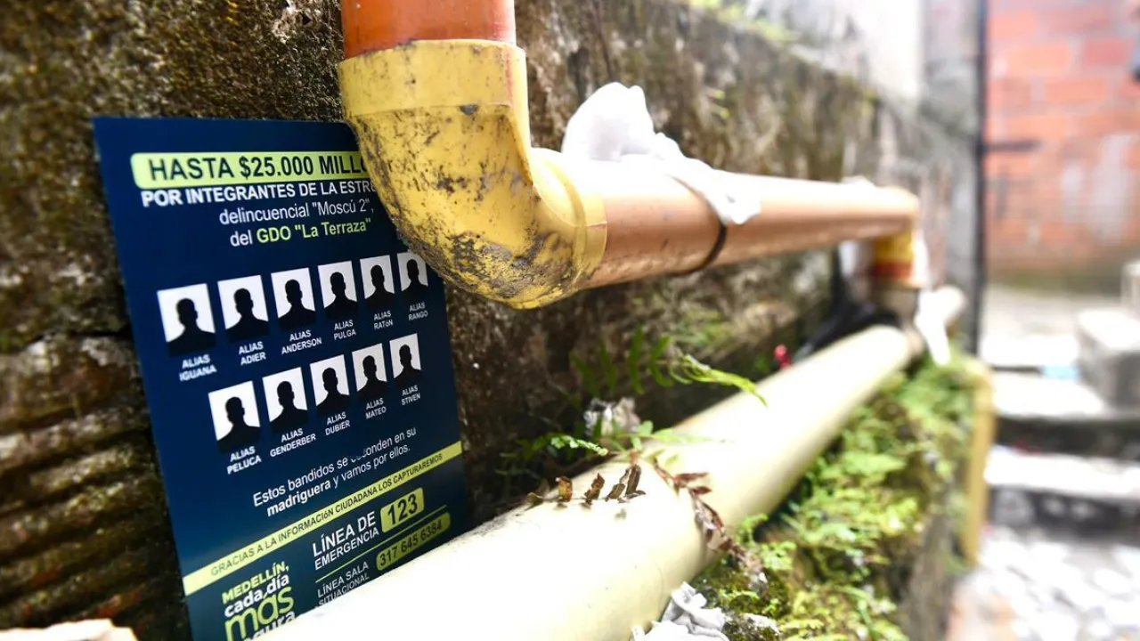 Operativos en 'madrigueras' dejan motos incautadas y capturas en Medellín