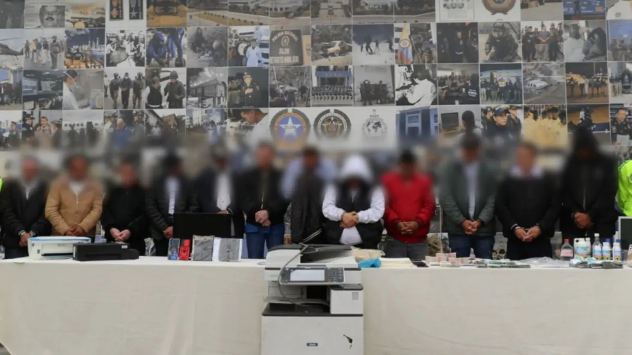 Capturan a 12 personas por red de falsificación de dinero en Bogotá