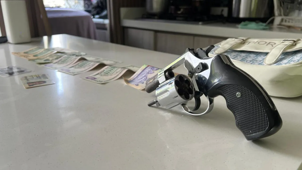 Les ofrecían compañía a extranjeros y terminaban robándolos: cayeron dos mujeres en el parque Lleras