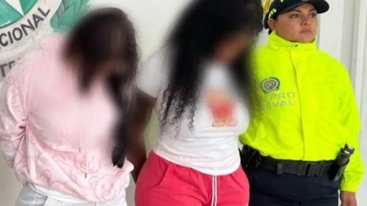 Les ofrecían compañía a extranjeros y terminaban robándolos: cayeron dos mujeres en el parque Lleras