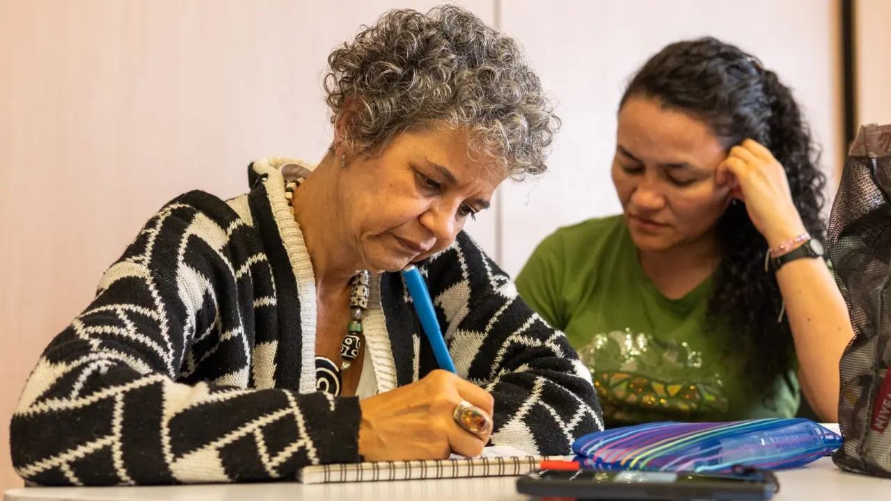Medellín abre tres nuevos Círculos de Cuidado para apoyar a mujeres cuidadoras