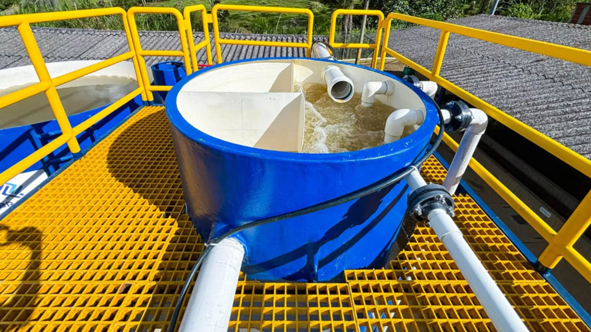 ¡Adiós cortes! Más de 1.800 viviendas en Altavista ya cuentan con agua potable estable y segura