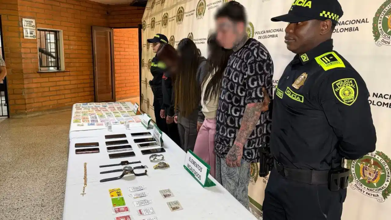 Cayeron ‘Las Tinderianas’: drogaban a sus citas y vaciaban cuentas en Medellín