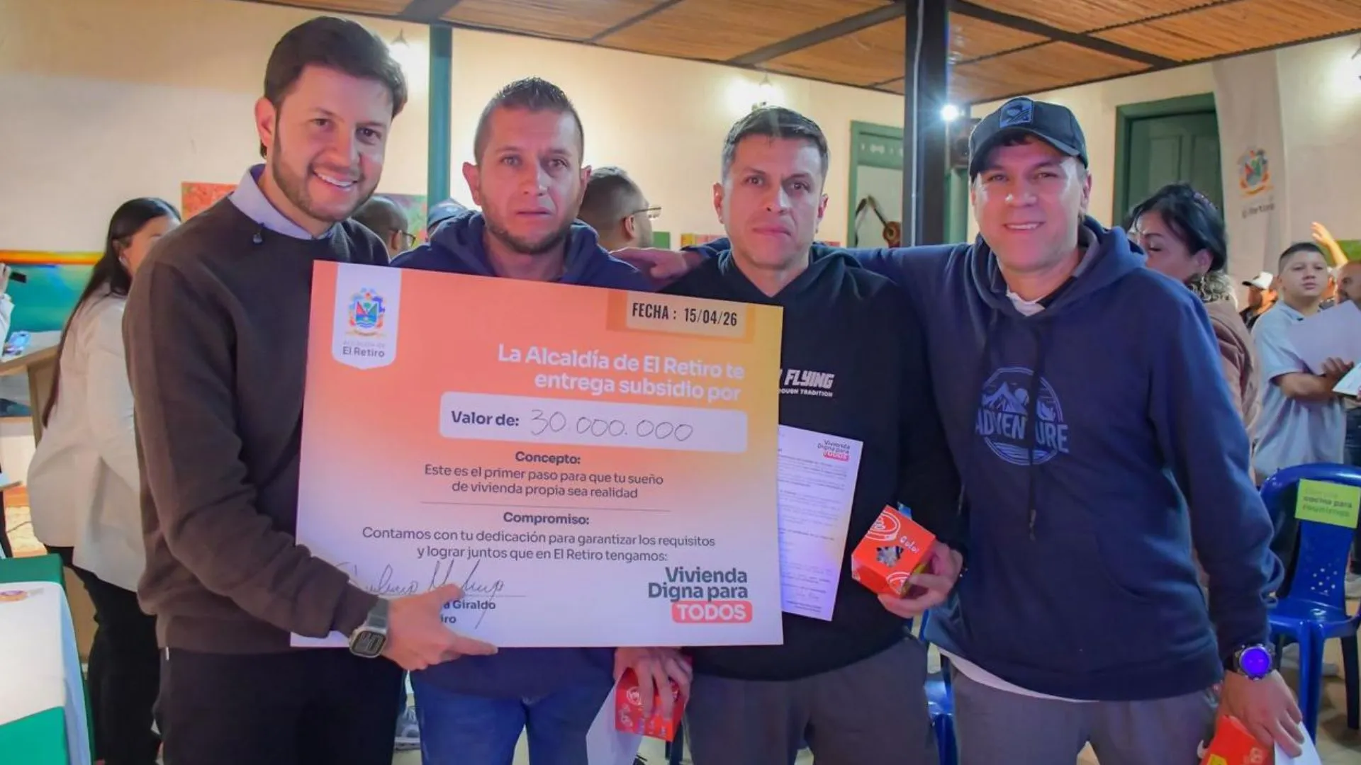 ¡30 millones para cada hogar! El Retiro impulsa el sueño de tener casa propia para 23 familias ebanistas