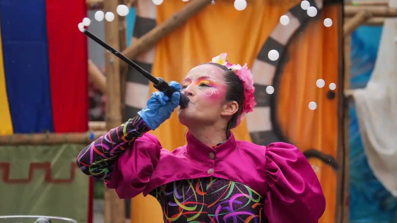 ¡Escenarios abiertos! Alianza entre ciudades lanza oportunidad para artistas de Medellín