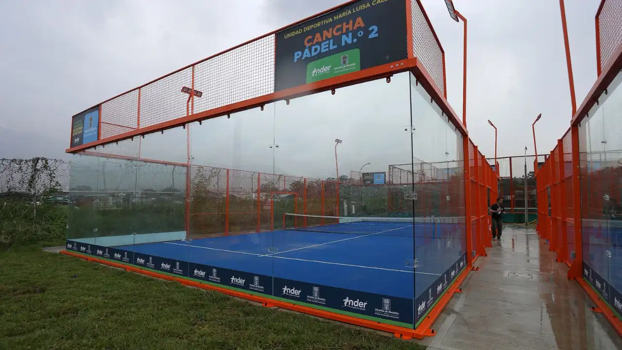 ¡El pádel ya es para todos! Medellín estrena sus primeras canchas públicas