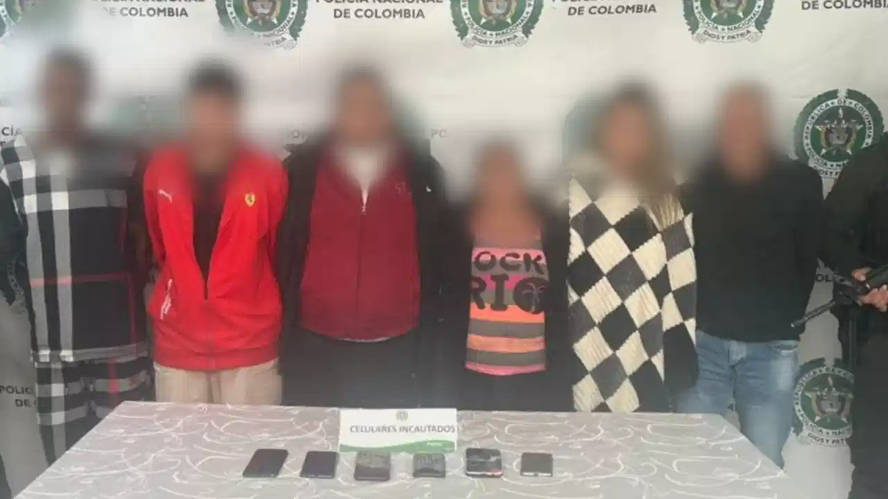 ¡Mucho ojo con quién chatea! Desmantelan a 'La Encomienda', los que le vaciaban la cuenta con el cuento del tío