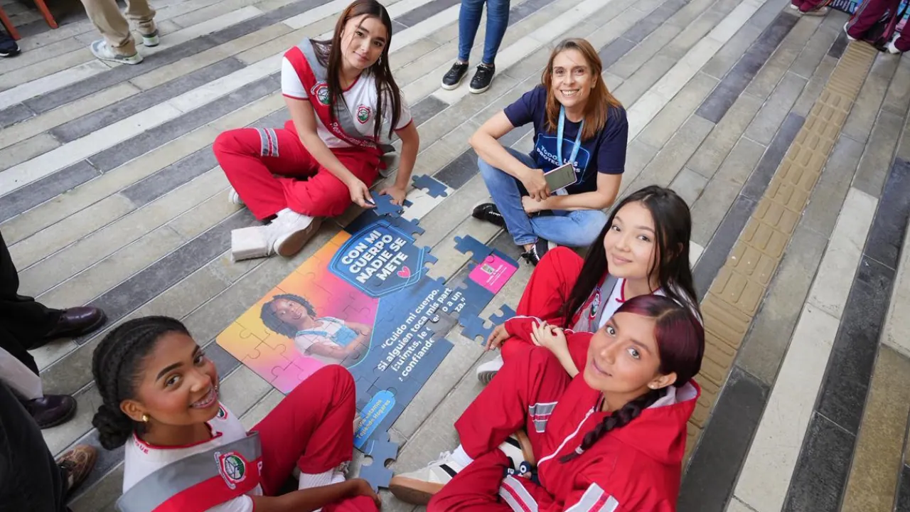 ¡Los estudiantes alzan la voz! Medellín lanza concurso de prevención sexual