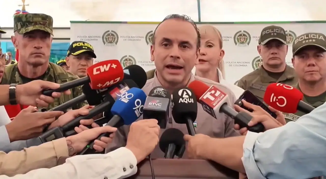 ¡Contundente golpe al terrorismo! Alejandro Eder celebra la captura de alias ‘Mi Pez’, cabecilla de la Dagoberto Ramos