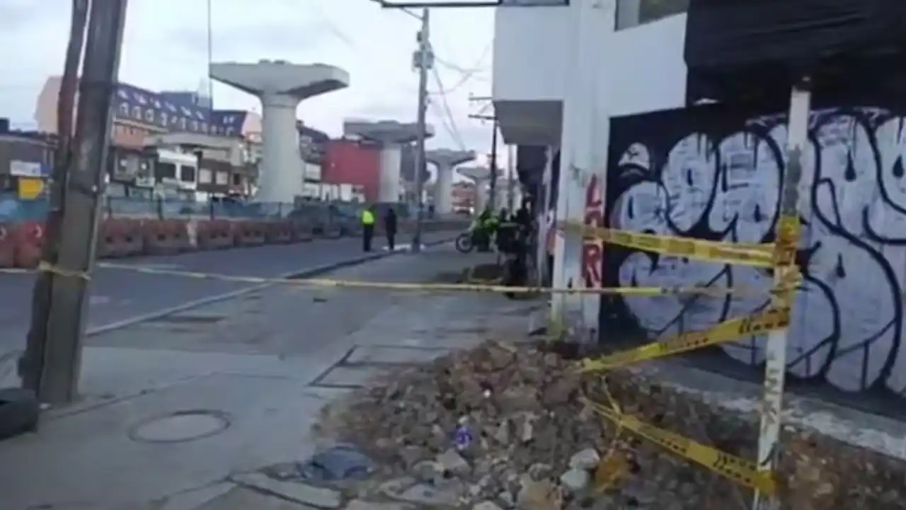 ¡A sangre fría! Sicario en bici asesinó a joven en la Av. Primero de Mayo