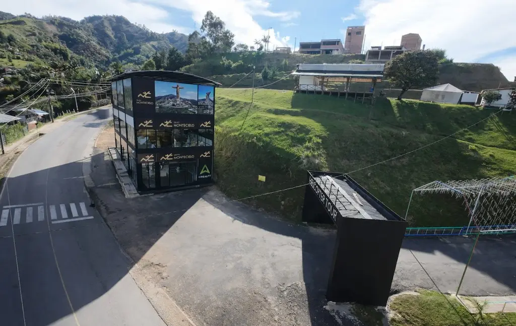 ¡El futuro es hoy!: El Peñol estrena el primer y más grande hangar de impresión 3D de Latinoamérica