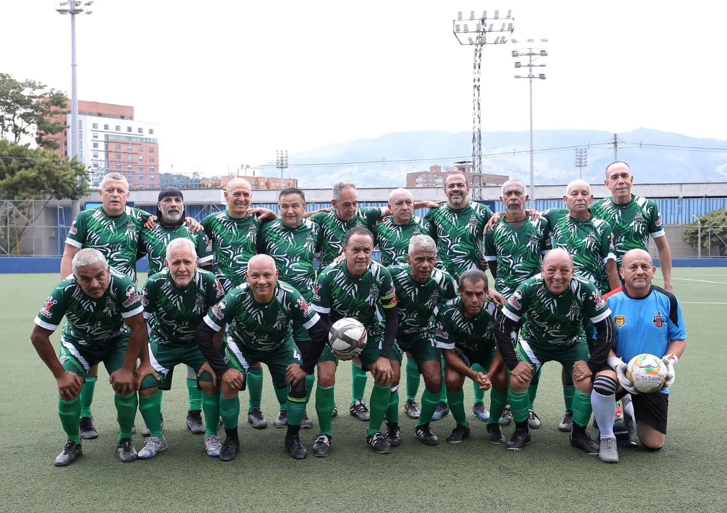 Andes volvió a hacer historia: el Suroeste antioqueño brilló en el Torneo Plus 50 y demostró que la pasión por el fútbol nunca envejece 4 702320797 1416870620479734 4003824490376660392 n