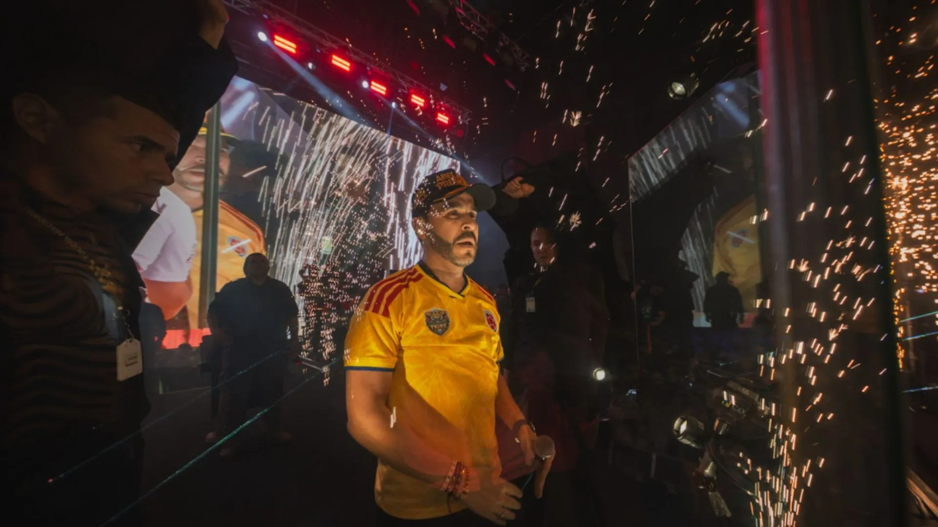 ¡A reventar! Abelardo De La Espriella sacudió Barranquilla con un multitudinario cierre de campaña 4 ¡A reventar! Abelardo De La Espriella sacudió Barranquilla con un multitudinario cierre de campaña