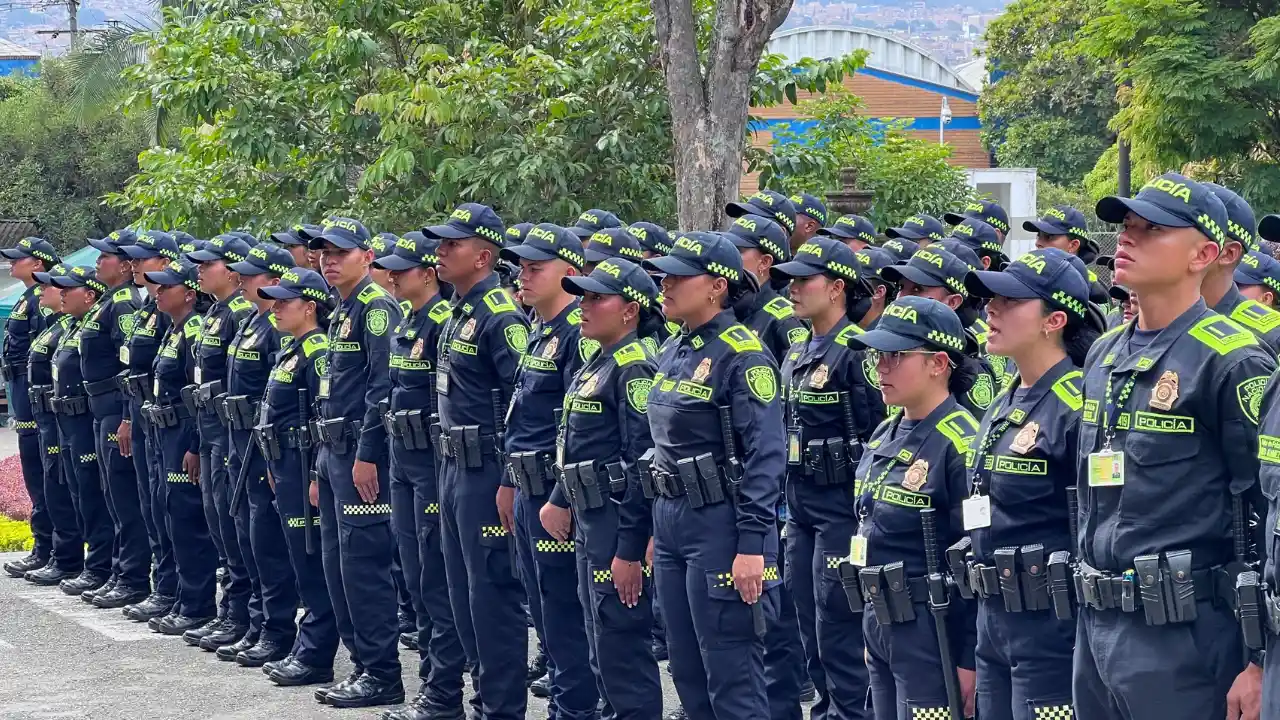 Llegaron 430 nuevos patrulleros para reforzar la seguridad en Antioquia 2 Llegaron 430 nuevos patrulleros para reforzar la seguridad en Antioquia