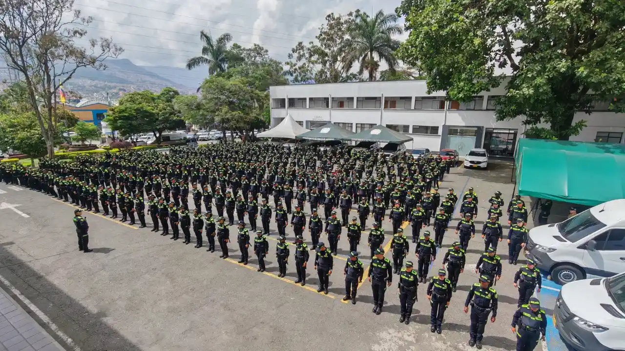 Llegaron 430 nuevos patrulleros para reforzar la seguridad en Antioquia 1 Llegaron 430 nuevos patrulleros para reforzar la seguridad en Antioquia