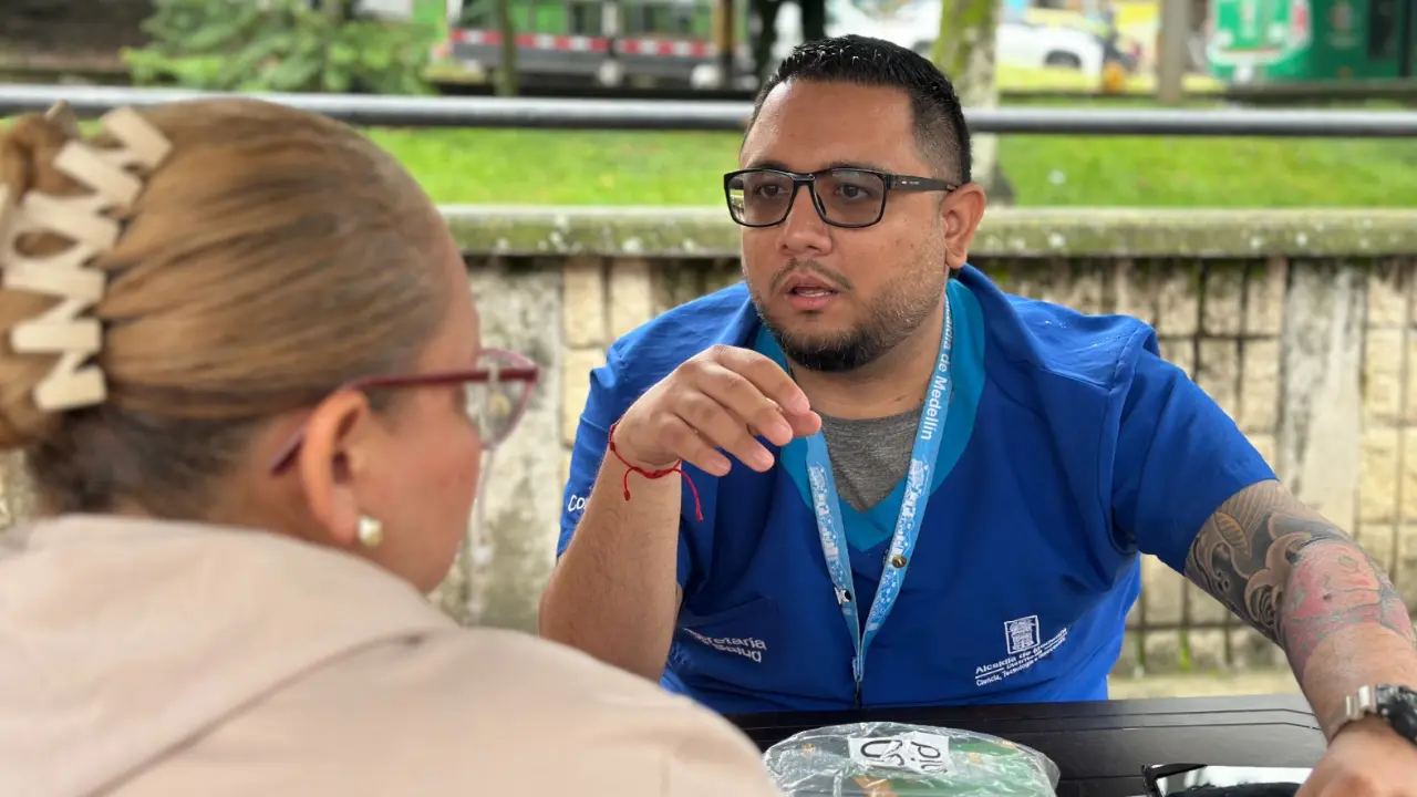 Los Escuchaderos se tomaron el Metro: Medellín abrió nuevos puntos de salud mental 1 Los Escuchaderos se tomaron el Metro: Medellín abrió nuevos puntos de salud mental