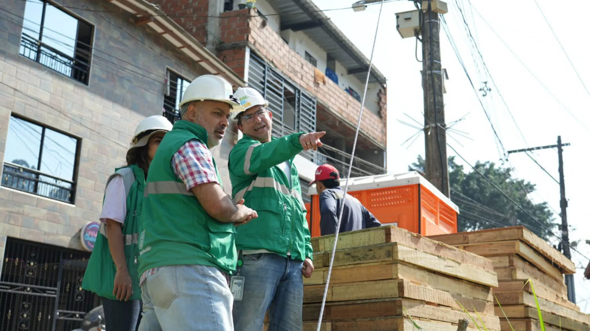 ¡Medellín se blinda contra las lluvias! Tres obras clave en quebradas críticas ya superan el 60 % de avance