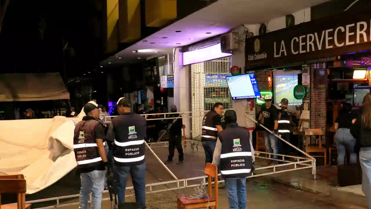 Sellaron negocios y levantaron motos en tremendo operativo en Niquía, Bello 3 Sellaron negocios y levantaron motos en tremendo operativo en Niquía, Bello