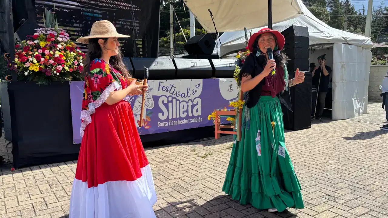 ¡Planazo en Santa Elena! Silleteros se toman el corregimiento este sábado con flores, música y un homenaje a las mamás 4 ¡Planazo en Santa Elena! Silleteros se toman el corregimiento este sábado con flores, música y un homenaje a las mamás
