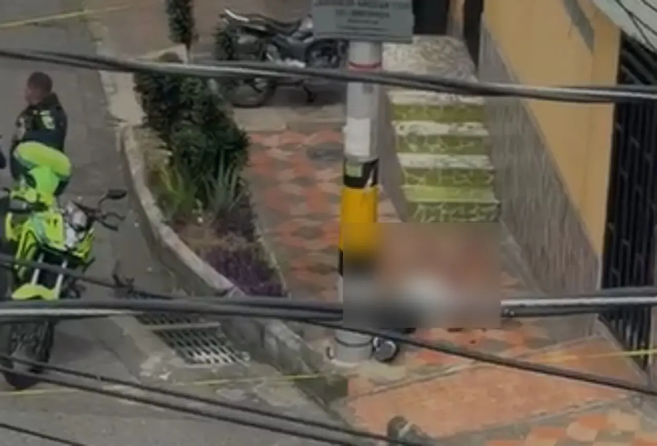 Extraño caso de hombre baleado en Aranjuez: parrillero en su propia moto y la conductora huyó ¿lo entregó? 3 aranjuez1