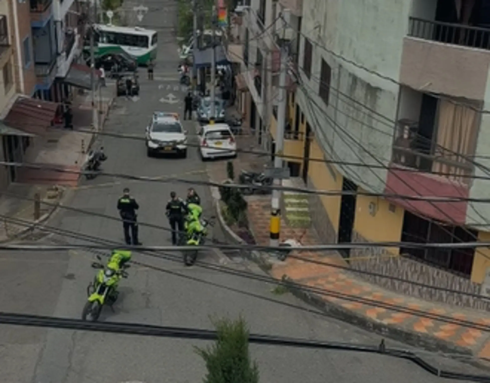 Extraño caso de hombre baleado en Aranjuez: parrillero en su propia moto y la conductora huyó ¿lo entregó? 2 aranjuez4