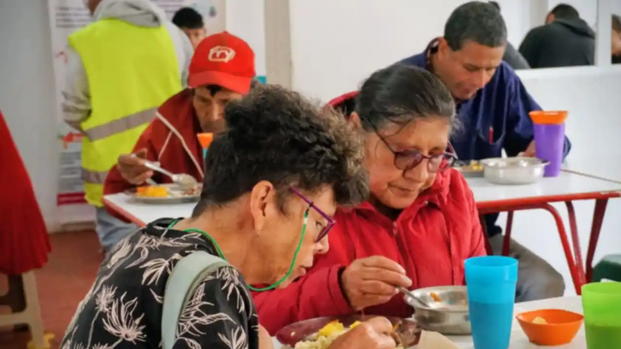 Bogotá aseguró miles de comidas: así quedarán los comedores comunitarios