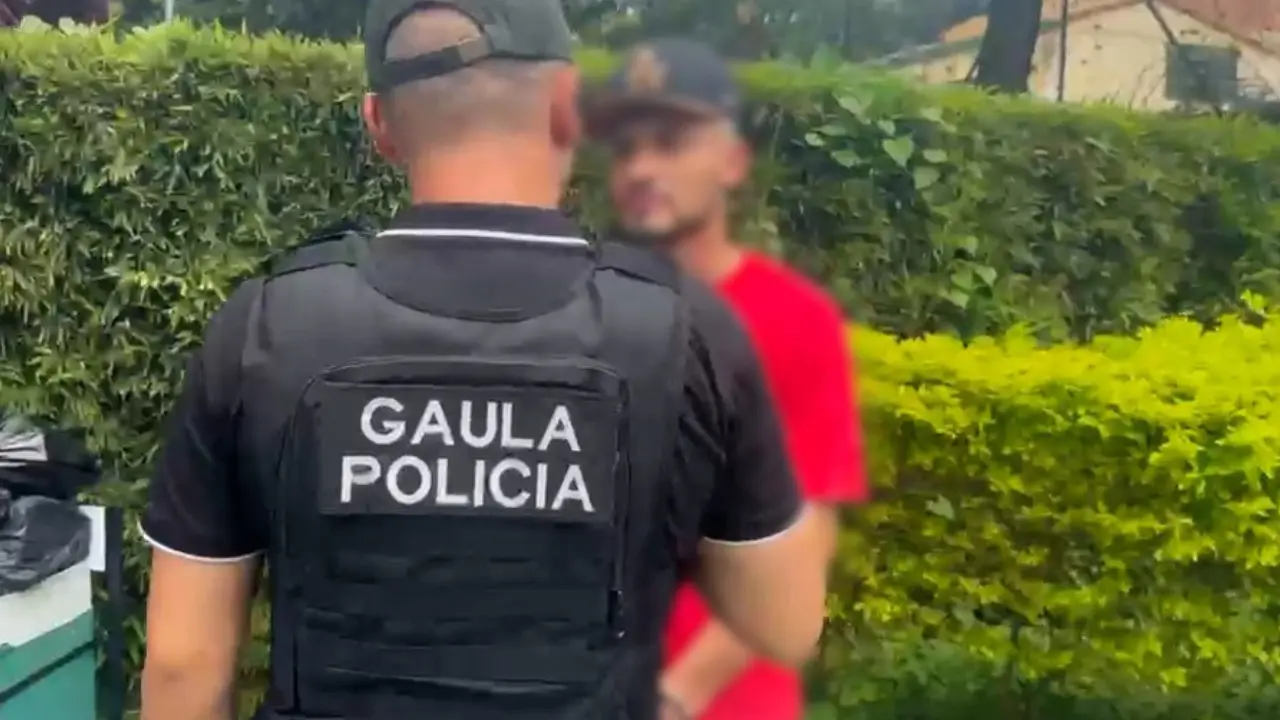 Cayeron alias 'Sebas' y 'Papa': los señalan de extorsionar en Antioquia para el Clan del Golfo