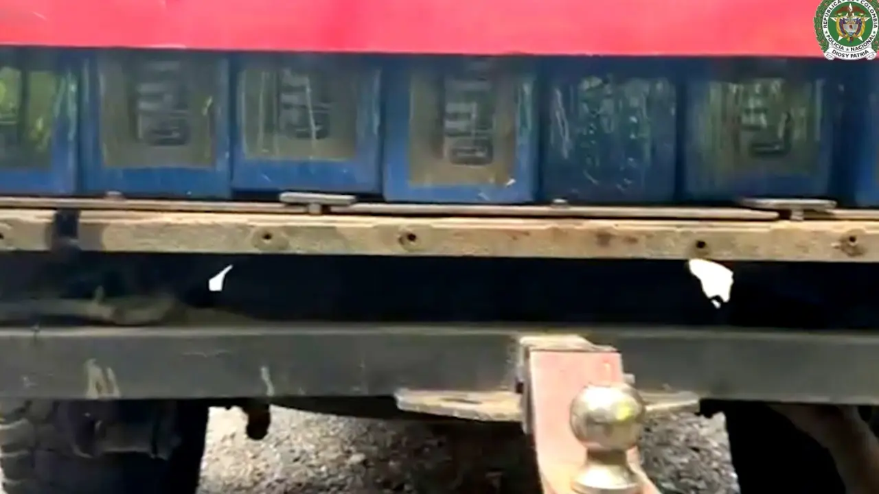 ¡Iba cargado hasta el techo! Caen con 448 paquetes de cocaína en vía de Antioquia