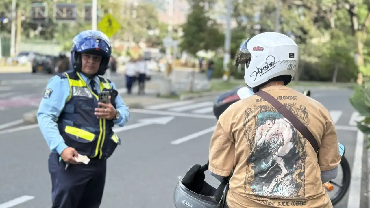 Autoridades endurecen operativos contra transporte informal en Bello