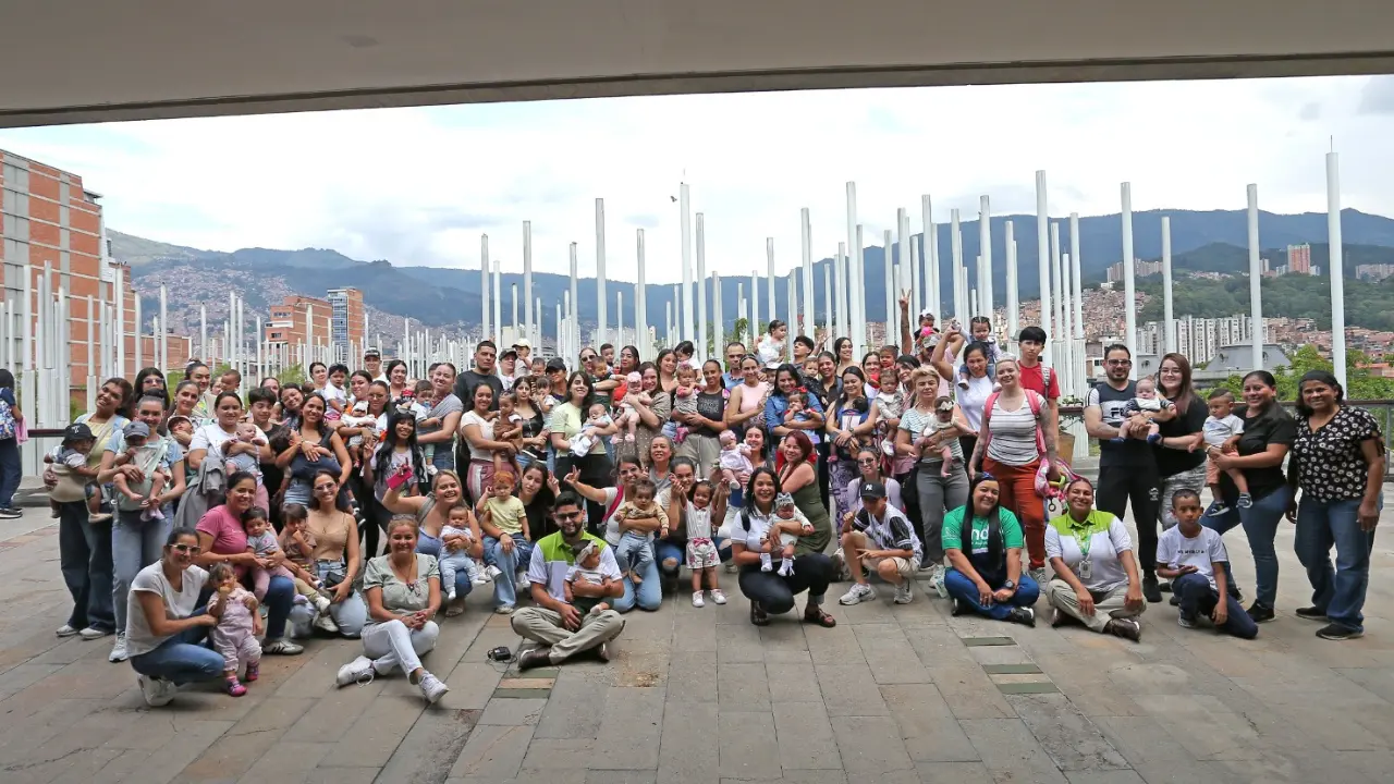 La apuesta de Medellín por la primera infancia crece: Baby Circo alcanzó cifra récord de participantes 3 La apuesta de Medellín por la primera infancia crece: Baby Circo alcanzó cifra récord de participantes